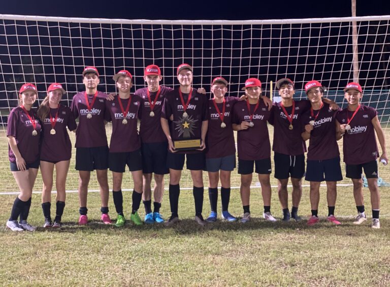 Mobley Winners with trophy
